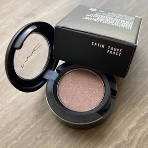MAC Cosmetics Eyeshadow - Satin Taupe Frost